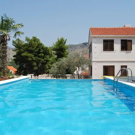 Astra * Zaton (Dubrovnik-Neretva)