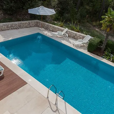 Astra Villas
