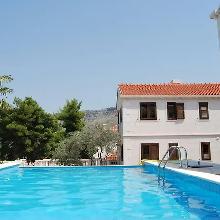 Astra Villas Villa