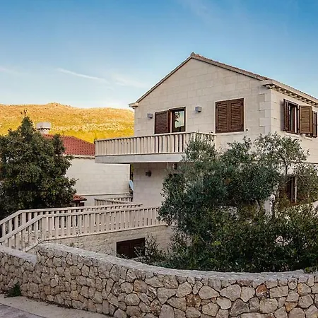 Astra Villas