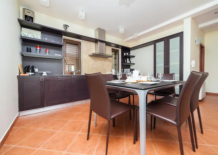 Astra Villa *