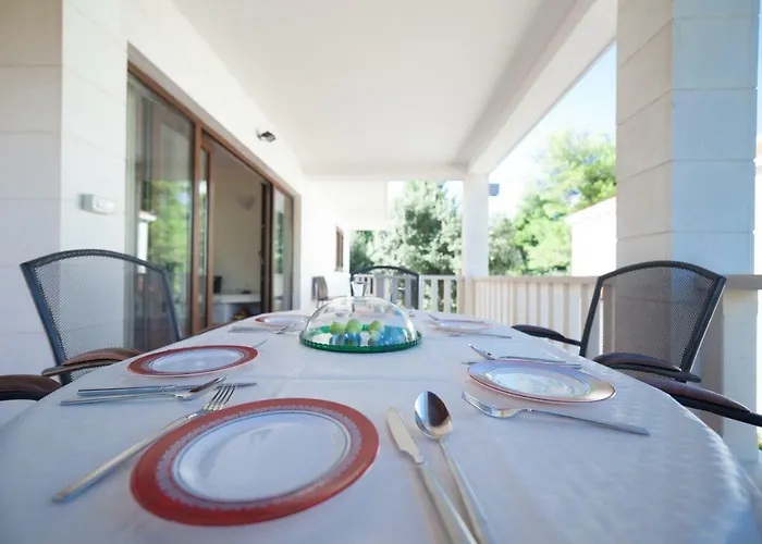 Astra Villa *